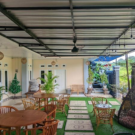 La Geiro Villa Лабуан-Бахо Экстерьер фото